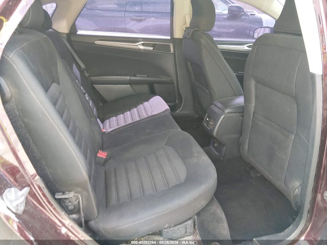 45202264 :رقم المزاد ، 3FA6P0H70HR398609 vin ، 2017 Ford Fusion Se مزاد بيع