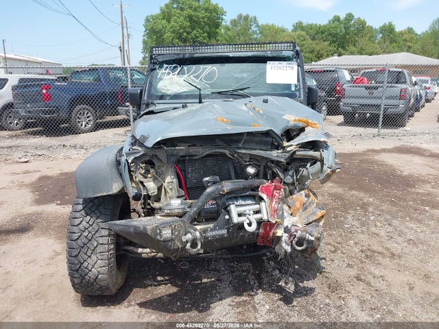 45202270 :رقم المزاد ، 1C4BJWDG2FL642730 vin ، 2015 Jeep Wrangler Unlimited Sport مزاد بيع