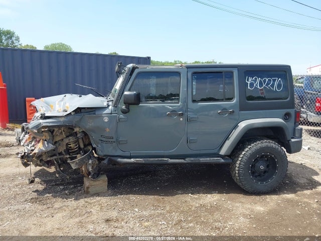 Продажа на аукционе авто 2015 Jeep Wrangler Unlimited Sport, vin: 1C4BJWDG2FL642730, номер лота: 45202270