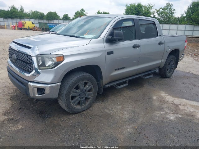 2018 Toyota Tundra Sr5 5.7l V8 მანქანა იყიდება აუქციონზე, vin: 5TFDY5F13JX748760, აუქციონის ნომერი: 45202281
