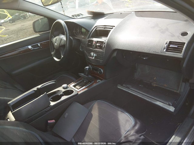2008 Mercedes-benz C 300 Luxury 4matic/sport 4matic მანქანა იყიდება აუქციონზე, vin: WDDGF81X98F186353, აუქციონის ნომერი: 45202285