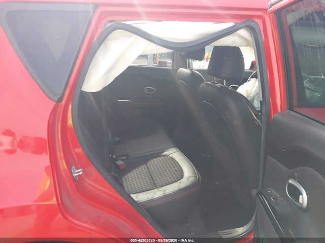 KNDJX3AA8J7553450 KIA Soul !
