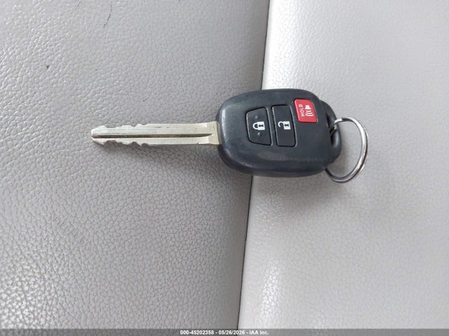 Aukcja sprzedaży 2015 Toyota Rav4 Xle, vin: JTMWFREVXFJ038565, numer aukcji: 45202358