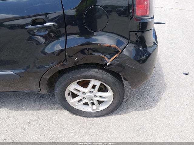 45202361 :رقم المزاد ، KNDJT2A2XB7730516 vin ، 2011 Kia Soul + مزاد بيع