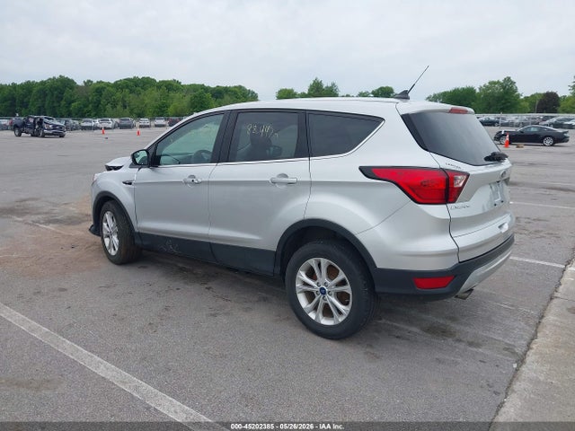 Ford ESCAPE SE 2019 1FMCU0GD0KUC23611 Image 3