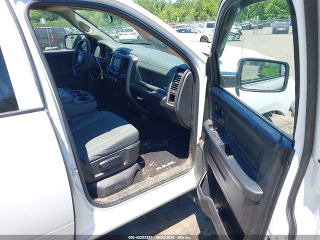 Aukcja sprzedaży 2018 Ram 1500 Express  4x4 6'4 Box, vin: 1C6RR7FT6JS214821, numer aukcji: 45202387