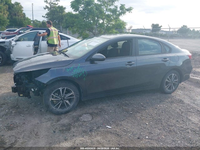 Продажа на аукционе авто 2023 Kia Forte Lxs, vin: 3KPF24AD9PE627374, номер лота: 45202425