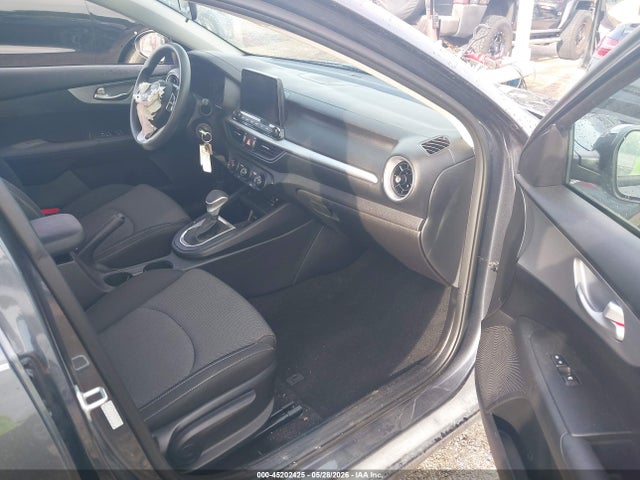 Продажа на аукционе авто 2023 Kia Forte Lxs, vin: 3KPF24AD9PE627374, номер лота: 45202425