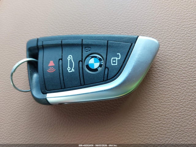 Продажа на аукционе авто 2025 Bmw 330i Xdrive, vin: 3MW89CW00S8F00229, номер лота: 45202430