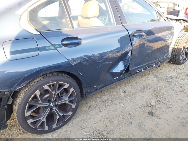 Продажа на аукционе авто 2025 Bmw 330i Xdrive, vin: 3MW89CW00S8F00229, номер лота: 45202430