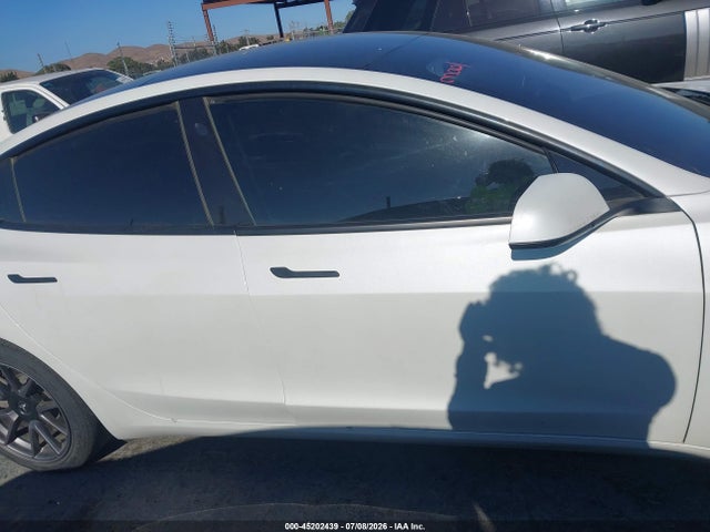 Tesla Model 3 Standard Range Plus Rear-wheel Drive 2021 5YJ3E1EA1MF002756 Image 13