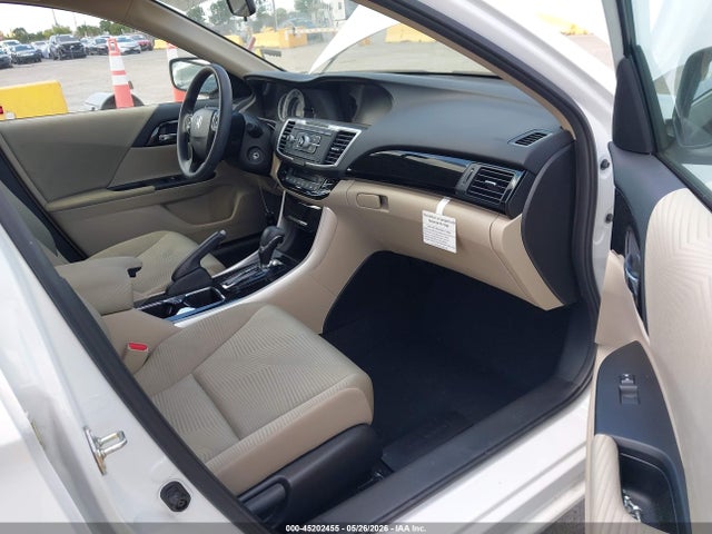 1HGCR2F30GA032906 Honda ACCORD LX