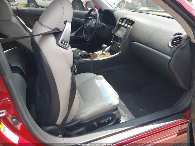 Продажа на аукционе авто 2014 Lexus Is 250c, vin: JTHFF2C25E2529830, номер лота: 45202518