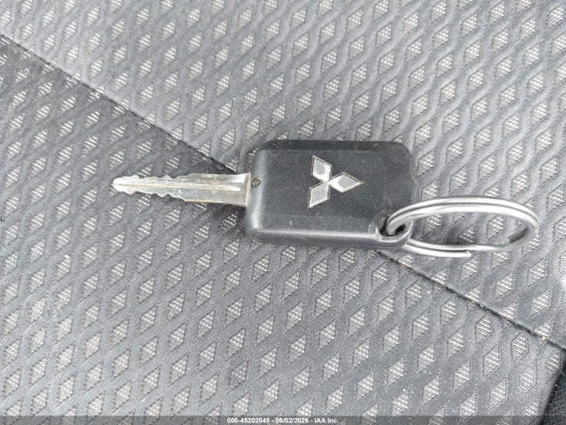 45202548 :رقم المزاد ، JA4AZ3A34KZ008227 vin ، 2019 Mitsubishi Outlander Es مزاد بيع