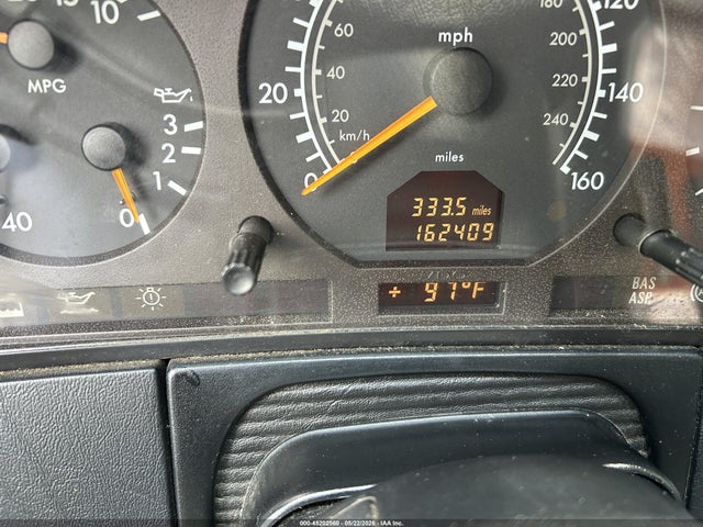 1999 Mercedes-benz S 320 მანქანა იყიდება აუქციონზე, vin: WDBGA32G4XA415462, აუქციონის ნომერი: 45202560