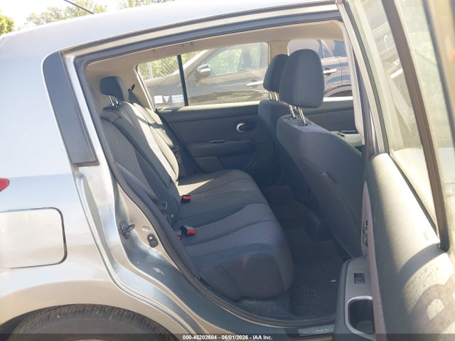 2009 Nissan Versa 1.8sl მანქანა იყიდება აუქციონზე, vin: 3N1BC13E59L405058, აუქციონის ნომერი: 45202604