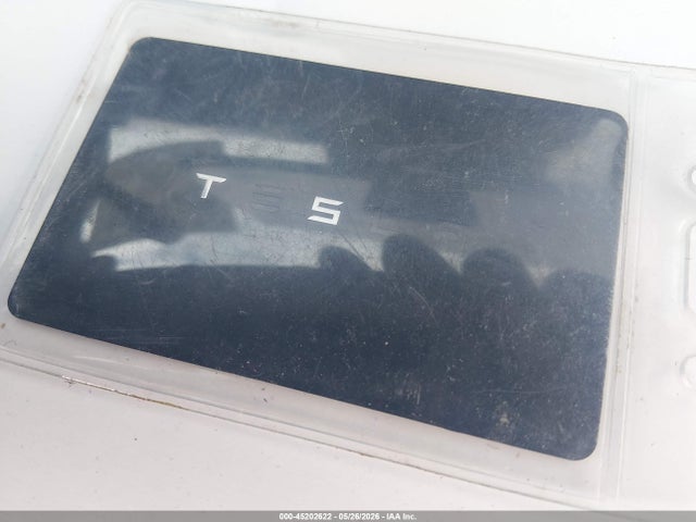Продажа на аукционе авто 2018 Tesla Model 3 Long Range/performance, vin: 5YJ3E1EB9JF184694, номер лота: 45202622