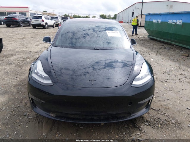 Продажа на аукционе авто 2018 Tesla Model 3 Long Range/performance, vin: 5YJ3E1EB9JF184694, номер лота: 45202622