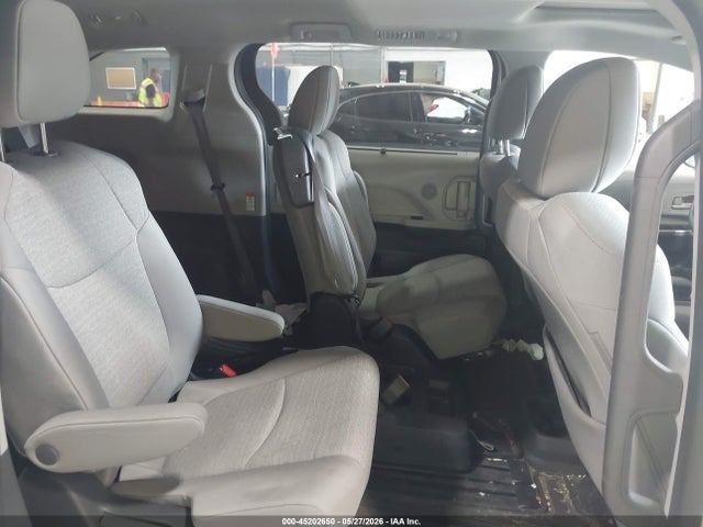 Продаж на аукціоні авто 2024 Toyota Sienna Le, vin: 5TDBSKFCXRS133407, номер лоту: 45202650