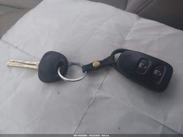 Продажа на аукционе авто 2011 Kia Sorento Lx, vin: 5XYKTCA13BG009975, номер лота: 45202685