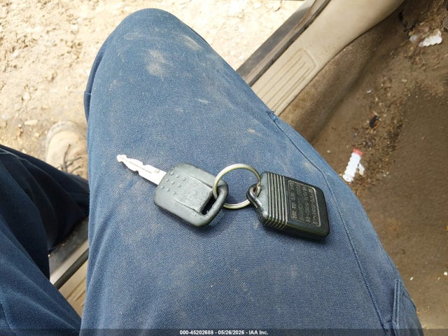 Продажа на аукционе авто 2002 Mercury Sable Gs, vin: 1MEFM50UX2A639707, номер лота: 45202688