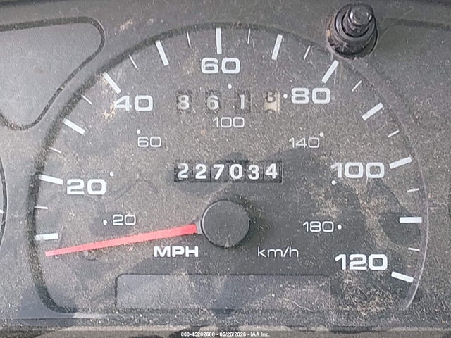 Продажа на аукционе авто 2002 Mercury Sable Gs, vin: 1MEFM50UX2A639707, номер лота: 45202688