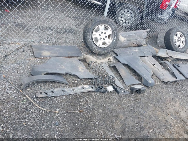 2003 Chevrolet Avalanche 1500 მანქანა იყიდება აუქციონზე, vin: 3GNEK13T03G125812, აუქციონის ნომერი: 45202738