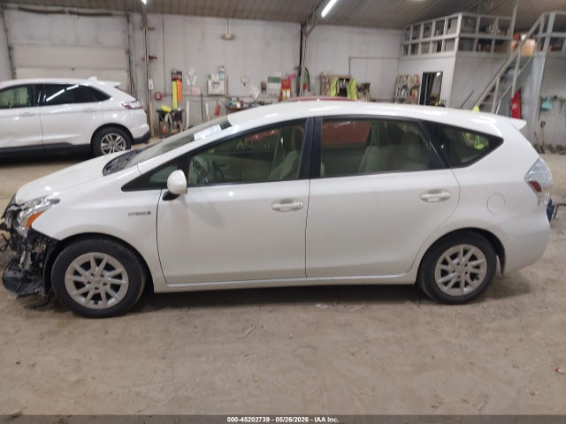 Aukcja sprzedaży 2013 Toyota Prius V Three, vin: JTDZN3EU2D3273628, numer aukcji: 45202739