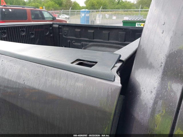 45202757 :رقم المزاد ، 1C6RR7KG0JS300490 vin ، 2018 Ram 1500 Tradesman  4x4 5'7 Box مزاد بيع