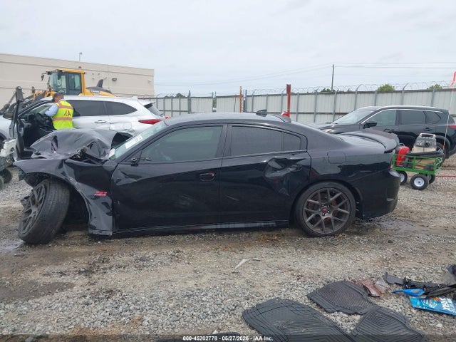 2C3CDXGJ2KH735980 Dodge Charger Scat Pack Rwd