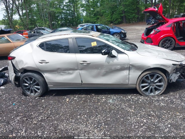 Продаж на аукціоні авто 2022 Mazda Mazda3 Preferred, vin: JM1BPALLXN1520398, номер лоту: 45202787