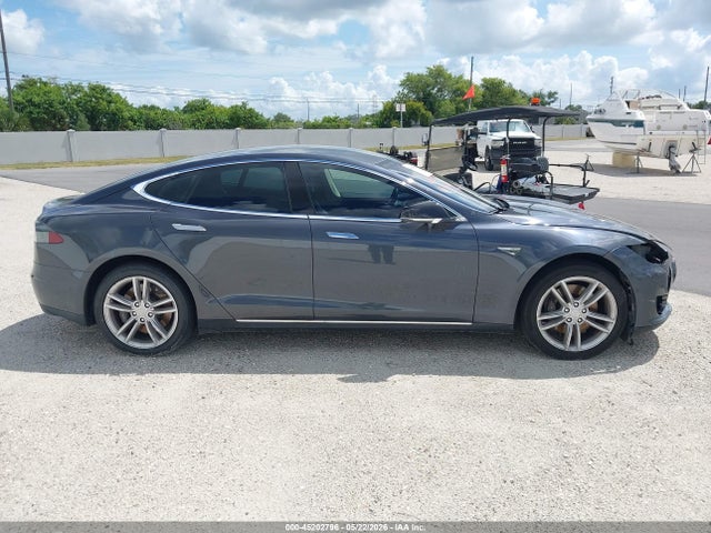 Продаж на аукціоні авто 2014 Tesla Model S P85, vin: 5YJSA1H18EFP60758, номер лоту: 45202796