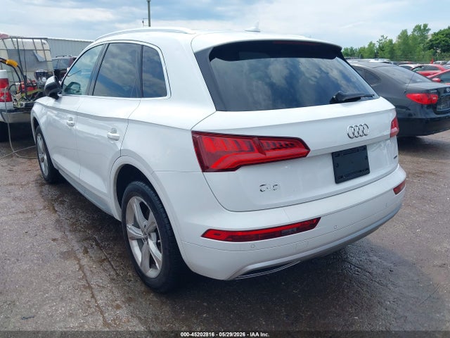 Продаж на аукціоні авто 2020 Audi Q5 Premium 45 Tfsi Quattro S Tronic, vin: WA1ANAFY7L2011363, номер лоту: 45202816
