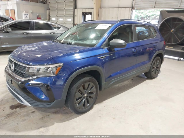 Продаж на аукціоні авто 2022 Volkswagen Taos 1.5t S, vin: 3VVMX7B21NM050433, номер лоту: 45202842