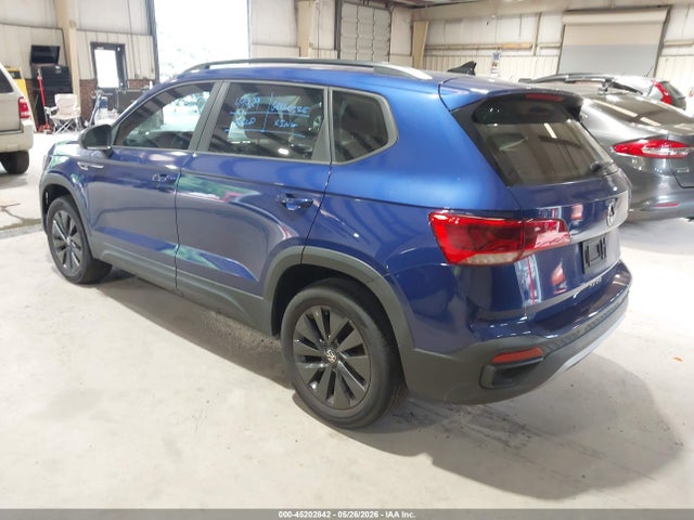 Продаж на аукціоні авто 2022 Volkswagen Taos 1.5t S, vin: 3VVMX7B21NM050433, номер лоту: 45202842