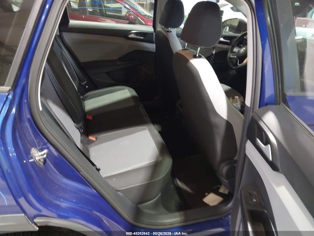 Продаж на аукціоні авто 2022 Volkswagen Taos 1.5t S, vin: 3VVMX7B21NM050433, номер лоту: 45202842