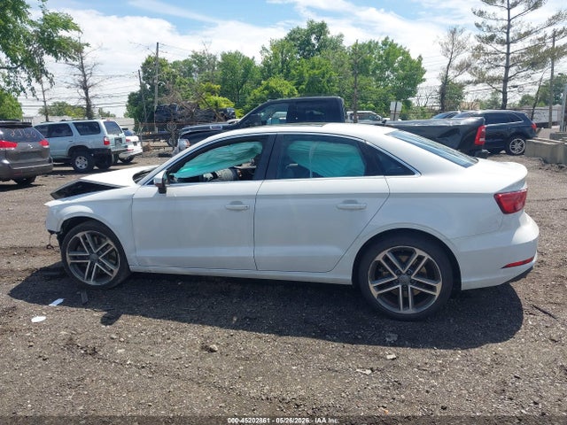 Aukcja sprzedaży 2019 Audi A3 45 Premium, vin: WAUBEGFF1K1017317, numer aukcji: 45202861