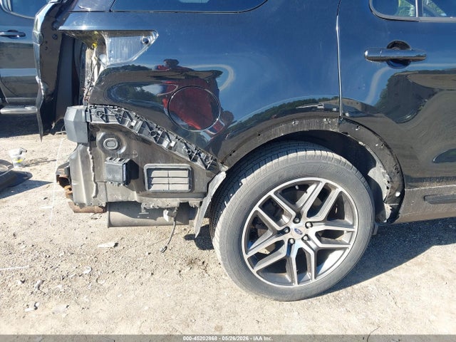 1FM5K8GTXGGC00010 Ford EXPLORER SPORT