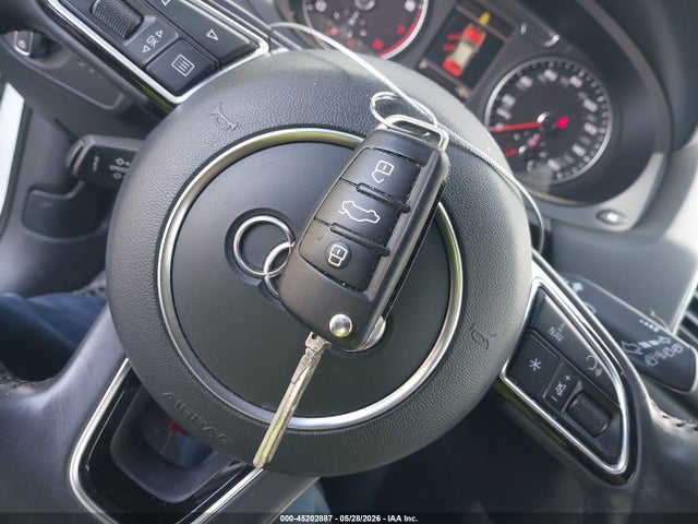 Продаж на аукціоні авто 2016 Audi Q3 2.0t Premium Plus, vin: WA1EFCFSXGR008816, номер лоту: 45202887