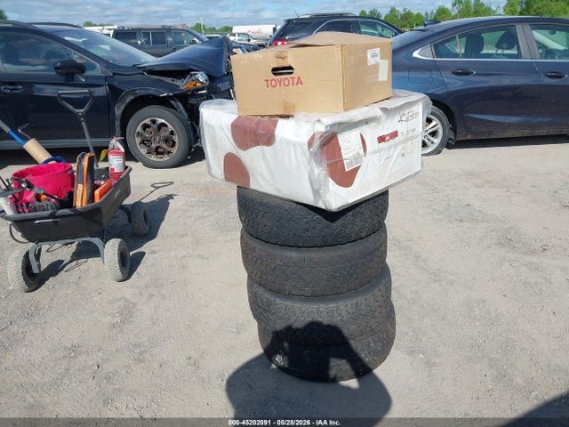 45202891 :رقم المزاد ، JTDBU4EE8A9102359 vin ، 2010 Toyota Corolla Le مزاد بيع