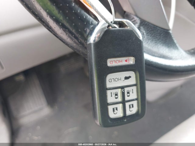 Продажа на аукционе авто 2016 Honda Odyssey Touring/touring Elite, vin: 5FNRL5H91GB003662, номер лота: 45202960