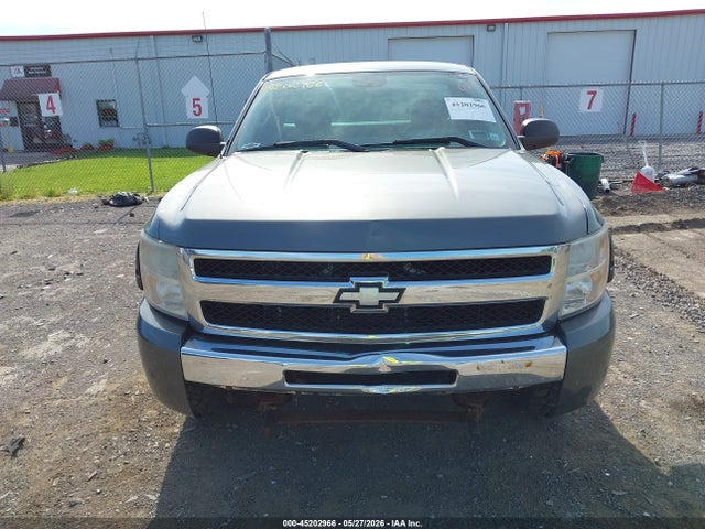 45202966 :رقم المزاد ، 1GCNKPE03BZ301460 vin ، 2011 Chevrolet Silverado 1500 Work Truck مزاد بيع
