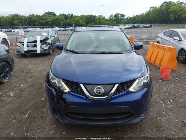JN1BJ1CP8JW180446 Nissan Rogue Sport S