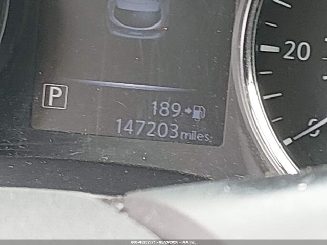 JN1BJ1CP8JW180446 Nissan Rogue Sport S