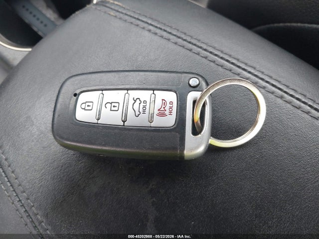 2015 Hyundai Genesis 3.8 Ultimate მანქანა იყიდება აუქციონზე, vin: KMHHU6KJ3FU129217, აუქციონის ნომერი: 45202988
