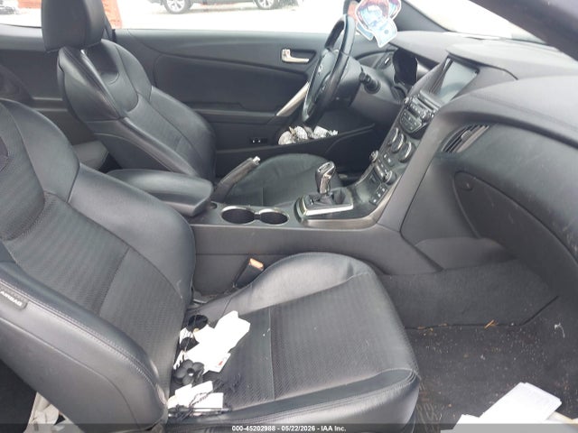 2015 Hyundai Genesis 3.8 Ultimate მანქანა იყიდება აუქციონზე, vin: KMHHU6KJ3FU129217, აუქციონის ნომერი: 45202988