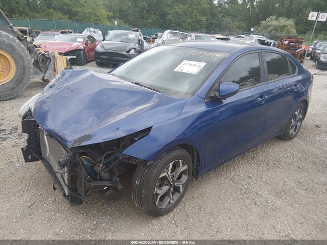 2020 Kia Forte Lxs მანქანა იყიდება აუქციონზე, vin: 3KPF24AD2LE176623, აუქციონის ნომერი: 45203044