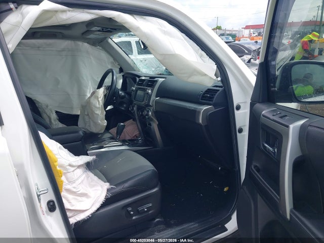 2016 Toyota 4runner Sr5 Premium მანქანა იყიდება აუქციონზე, vin: JTEBU5JR3G5309137, აუქციონის ნომერი: 45203046