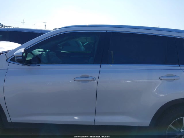 45203055 :رقم المزاد ، 5TDKZRFH2KS554320 vin ، 2019 Toyota Highlander Xle مزاد بيع