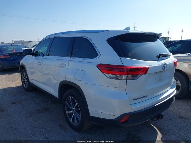 45203055 :رقم المزاد ، 5TDKZRFH2KS554320 vin ، 2019 Toyota Highlander Xle مزاد بيع